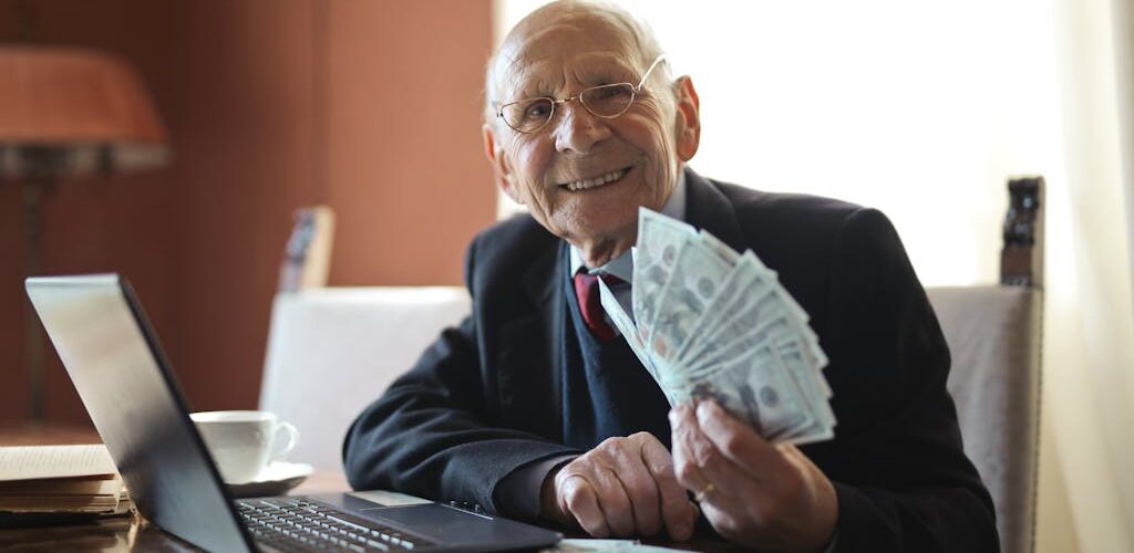 Smart Senior Financing Tips for Retirement Planning and Insurance