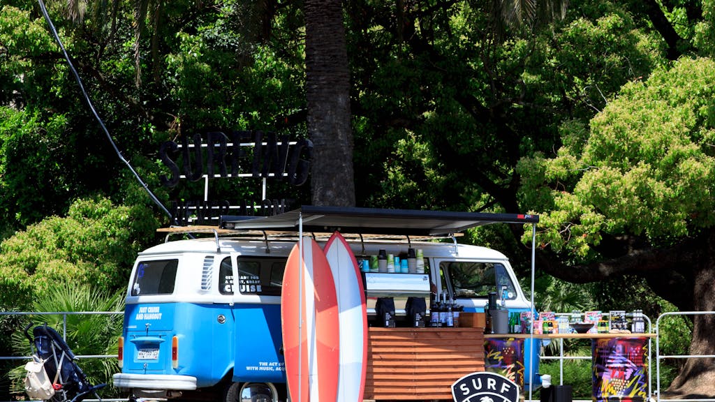 Best Vans and RVs for Memorable Road Trips