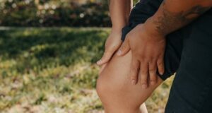 Effective Ways to Relieve Knee Pain Naturally